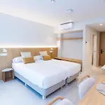 Fels Aparthotel 4*