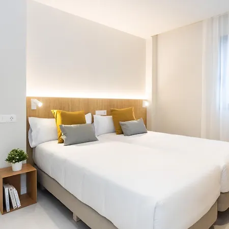 Fels Aparthotel Castelldefels