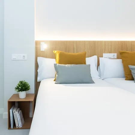Fels Aparthotel *