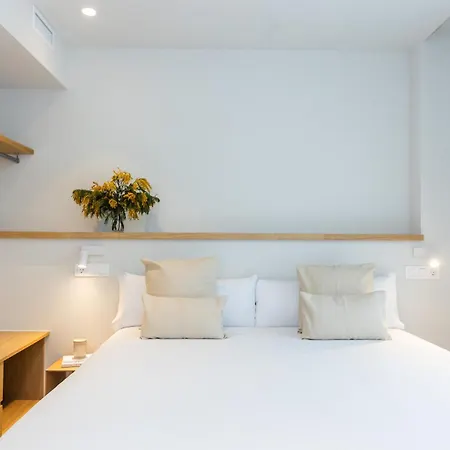 Fels Aparthotel Castelldefels