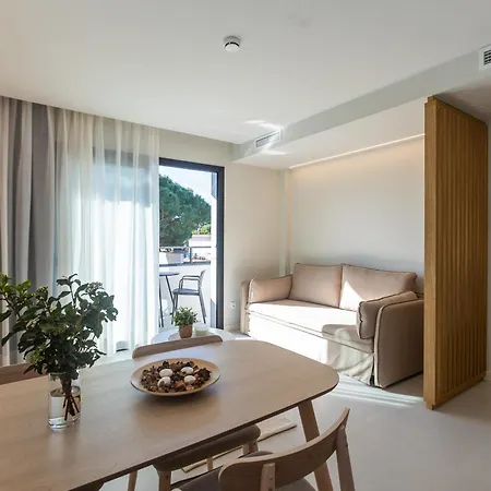 Aparthotel Fels *