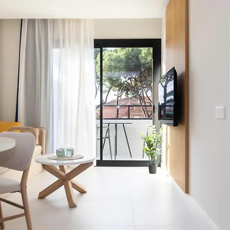 Fels Aparthotel *