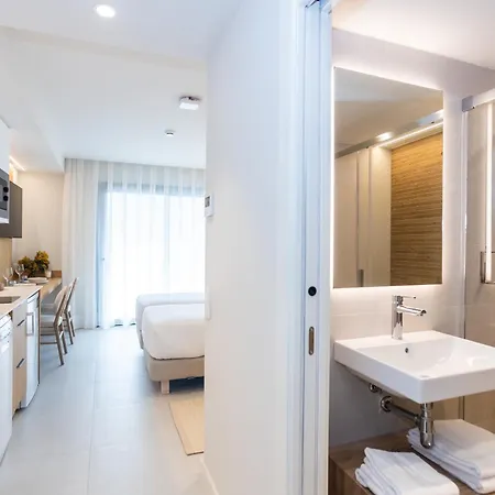 Fels Lejlighedshotel 4*