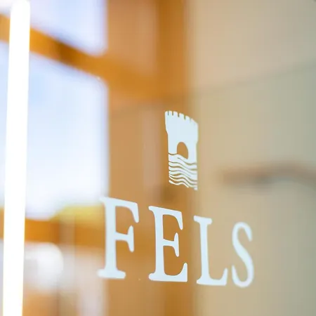 Fels Lejlighedshotel 4*