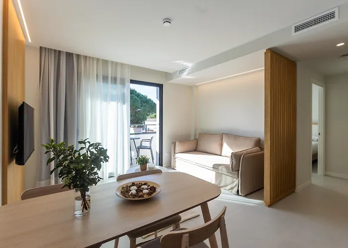 Lejlighedshotel Fels 4*