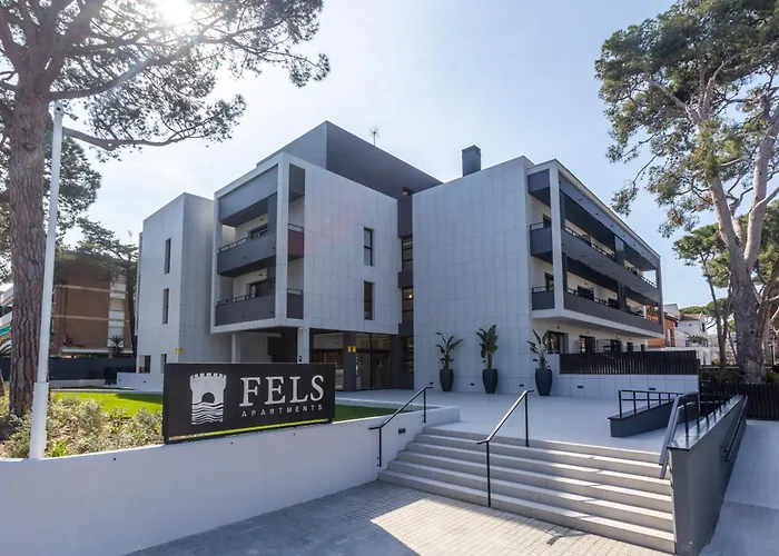 Apart-hotel Fels 4*